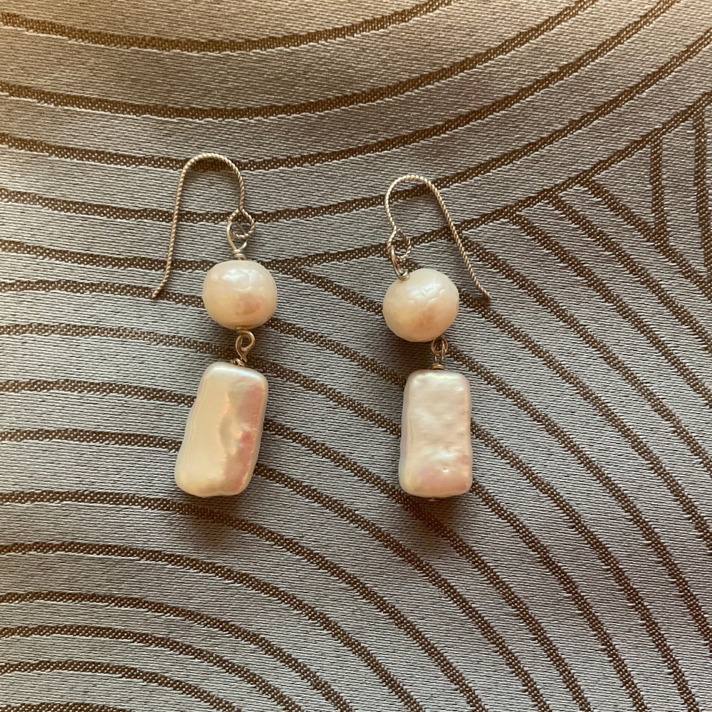 Dangle earrings